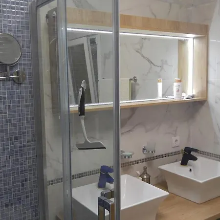 Relax In 90sqm Close To Airport ,shoping,embriolab Seaside 公寓 塞萨洛尼基
