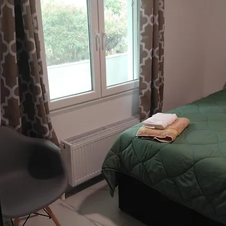 Relax In 90sqm Close To Airport ,shoping,embriolab Seaside 公寓 *