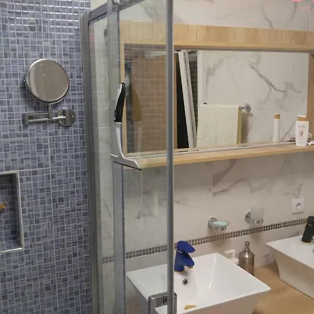 Relax In 90sqm Close To Airport ,shoping,embriolab Seaside 公寓 塞萨洛尼基