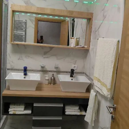 Relax In 90sqm Close To Airport ,shoping,embriolab Seaside 公寓 塞萨洛尼基